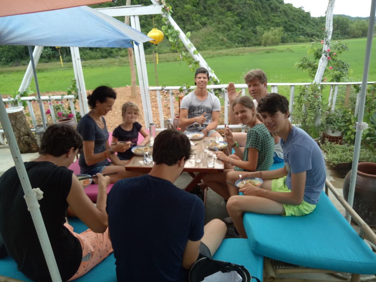 Phong Nha Rice Field Homestay Exteriör bild
